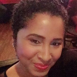 Meet your Posher, Ebony